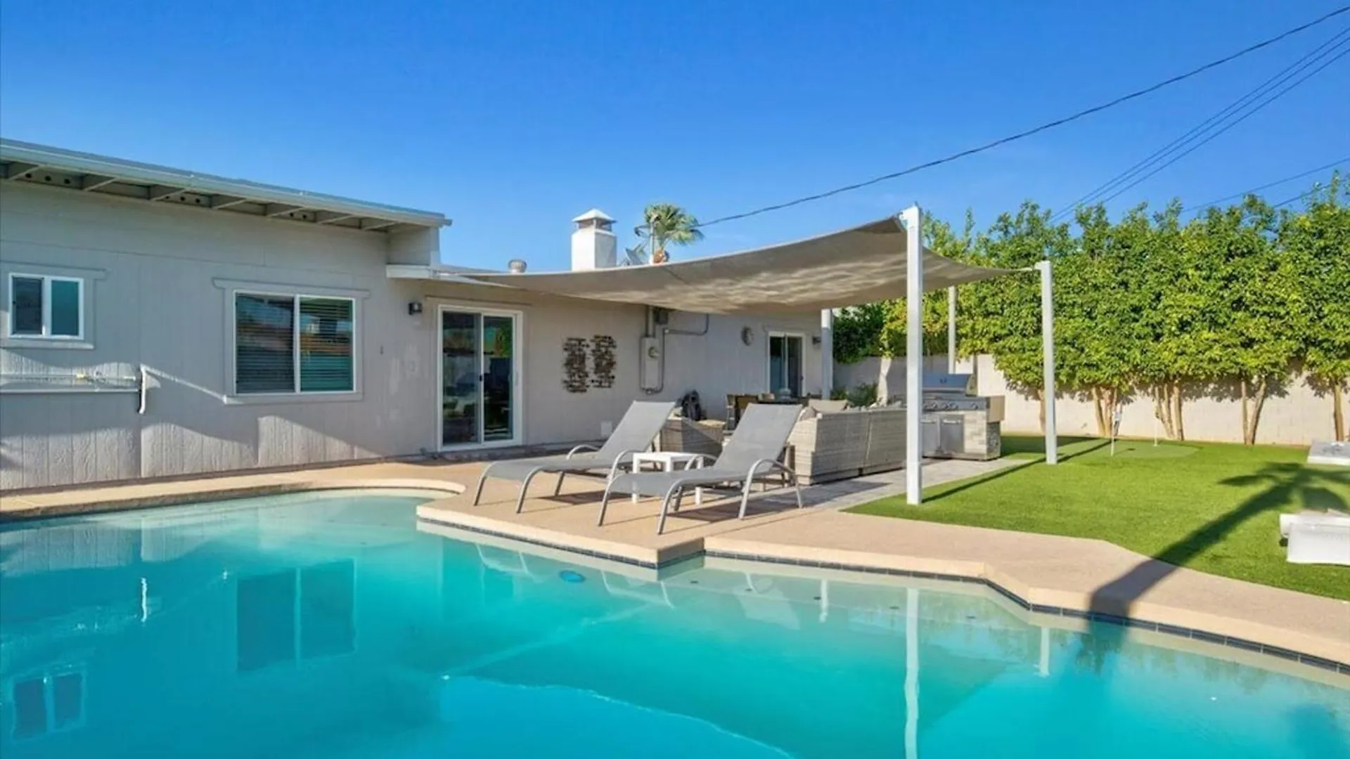 Amazing 4-Bdrm Wbackyard Paradise In سكوتسدايل بيت للعطل