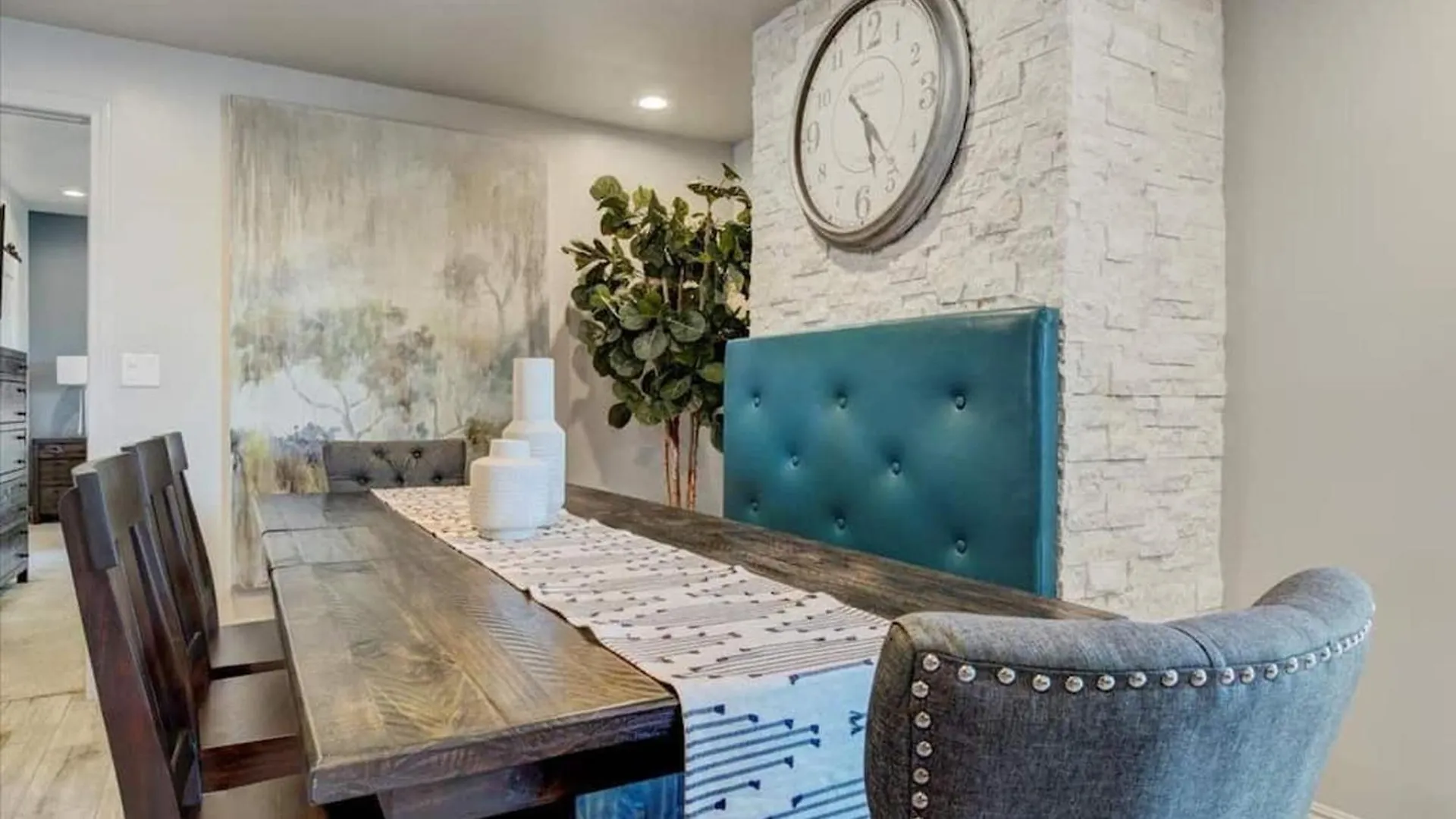 Amazing 4-Bdrm Wbackyard Paradise In سكوتسدايل